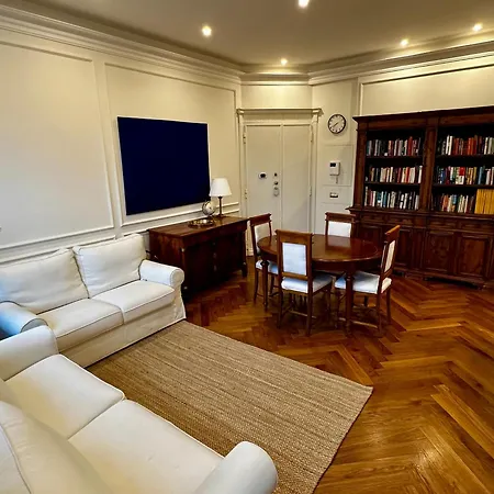 Dandy Elegance Loft