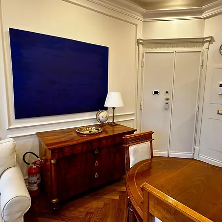 דירה Dandy Elegance Loft רומא